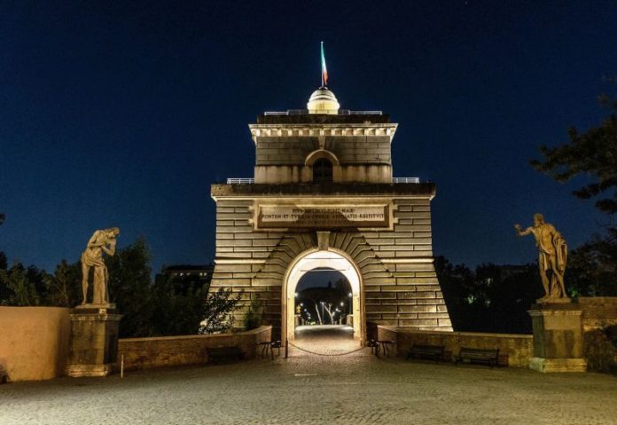 13/06/2021 Roma, ACEA, iluminazione della torretta Valadier a Ponte Milvio.
