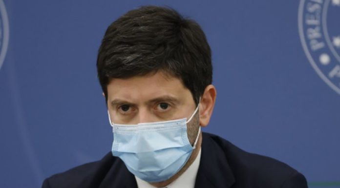 Speranza “Quarantena 5 giorni con tampone per arrivi da Gb”