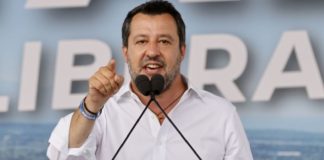 Lega manifesta a Roma, Salvini “Il centrodestra deve unirsi”