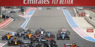 Verstappen vince in Francia davanti a Hamilton, male Ferrari