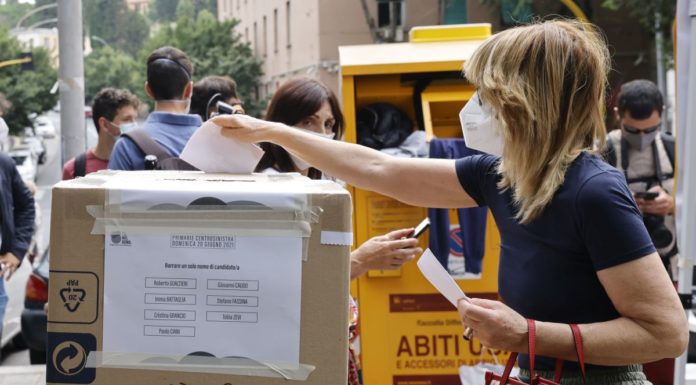 Lepore e Gualtieri vincono le primarie a Bologna e a Roma