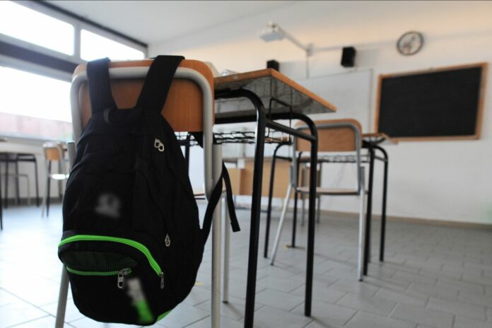 SCUOLA RIPARTONO LEZIONI IN PRESENZA IN PUGLIA