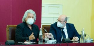 M5S, scontro Crimi-Grillo sul voto e il garante lancia l’ultimatum