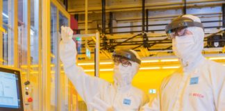 Apre a Dresda fabbrica di chip high tech