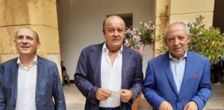 Vaccino, pronte iniziative per raggiungere i più restii