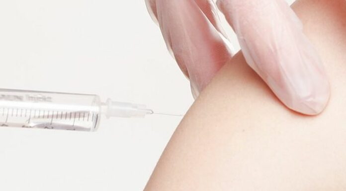 Istituita commissione inchiesta su campagna vaccini in Toscana