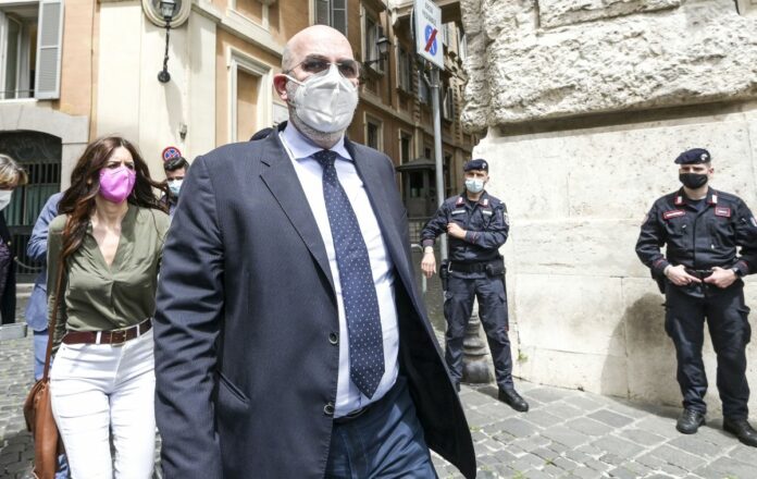 VITO CRIMI IN CRENTRO A ROMA