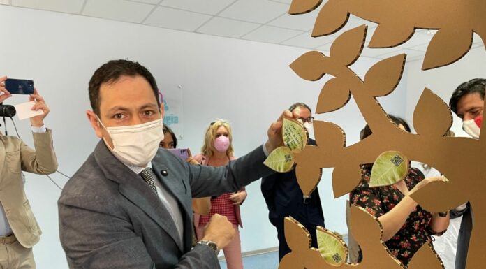 Vaccino, Razza “In Sicilia fascia 40-60enni al rallentatore”