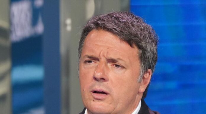 Ddl Zan, Ferragni “Che schifo che fate politici”, Renzi “Qualunquista”