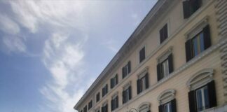 Sindaci siciliani in piazza a Roma chiedono dignità istituzionale