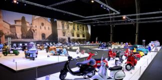 Museo Autoworld di Bruxelles celebra i 75 anni di Vespa