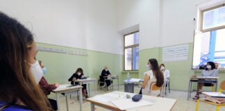 Sardegna, vaccinato quasi 80% personale scolastico