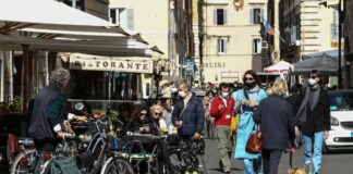 Istat, iniziata la ripresa ma il Covid ha aggravato la povertà