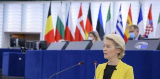 Von der Leyen “Vaccini sufficienti per il 70% della popolazione Ue”