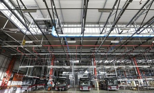 La produzione industriale recupera a giugno, attese ancora favorevoli