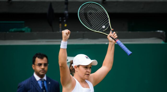 Barty regina di Wimbledon, domani Berrettini-Djokovic