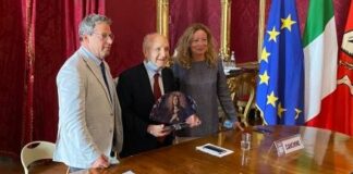 Un ventaglio con Santa Rosalia per pausa estiva attività dell’Ars