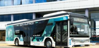 Il marchio Toyota sugli autobus a zero emissioni CaetanoBus