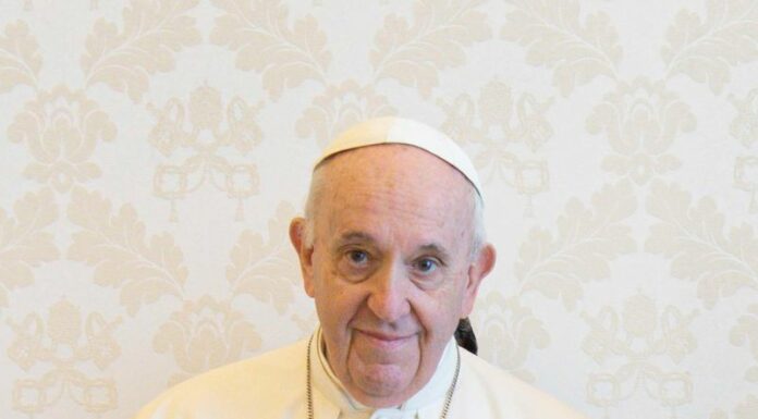 Papa lascia il Policlinico Gemelli