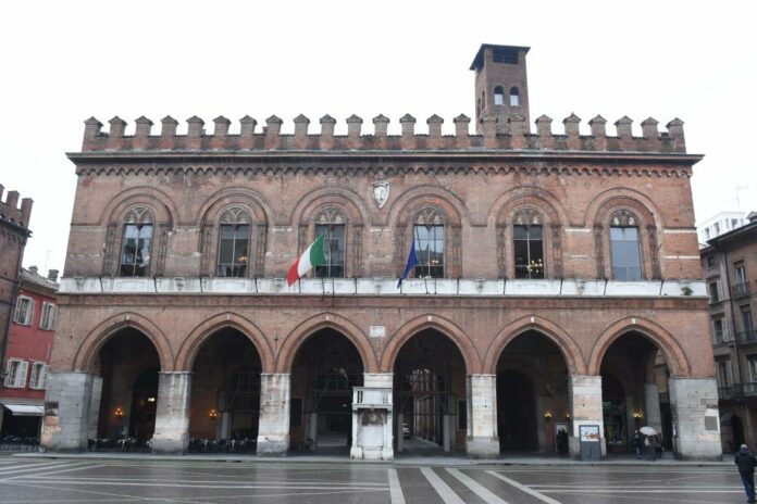 PALAZZO COMUNALE CREMONA COMUNE