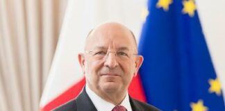 Covid, ministro maltese in ospedale