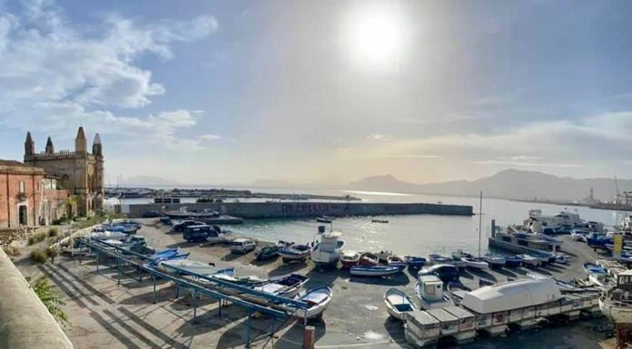 Vaccini, a Palermo camper dei medici Usca per i quartieri