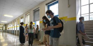 Maturità, più di un diplomato su due ottiene un voto superiore a 80