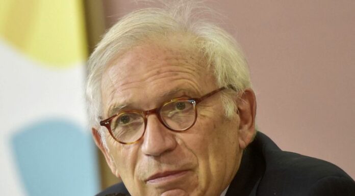 Scuola, Bianchi “A settembre tutti in presenza”