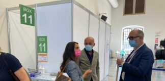 Riccardi “hub vaccinali testimoniano efficacia sanità FVG”