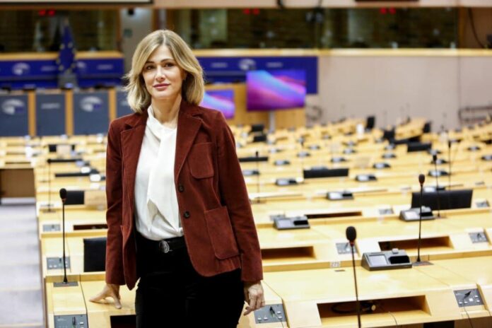 Francesca Donato Bruxelles 05