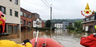 Alluvione in Belgio, 40 persone salvate dai vigili del fuoco italiani