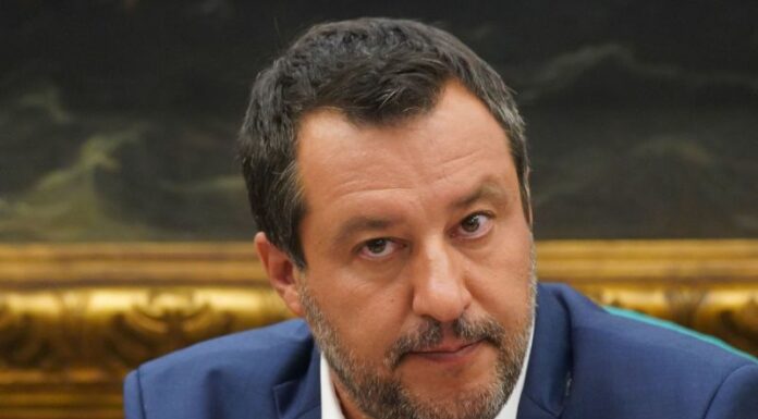 Green Pass, Salvini “Parlarne ora rovina stagione turistica”