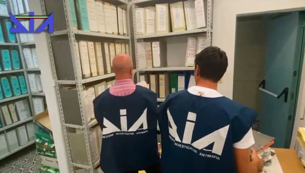 Mafia, Dia sequestra beni per 12 mln a imprenditore del trapanese Mafia, Dia sequestra beni per 12 mln a imprenditore del trapanese
