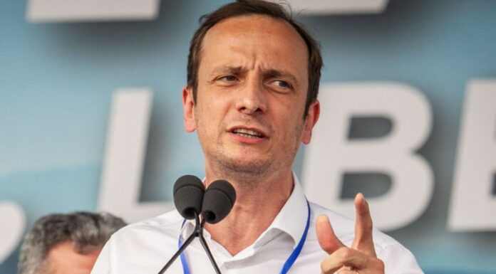 Scuola, Fedriga “Nessuna alternativa a capienza 80% mezzi”