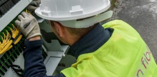 Enel cede 50% di Open Fiber per 2.650 milioni