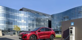 Ford Kuga Phev è il Plug In Hybrid numero uno in Europa