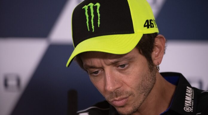 Valentino Rossi si ritira “A fine stagione smetto”