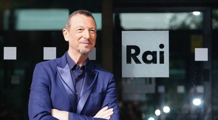 Tris di Amadeus, condurrà anche l’edizione 2022 del Festival di Sanremo
