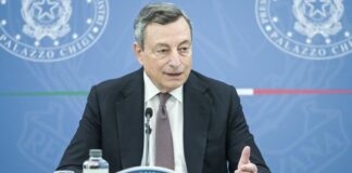 Via libera al Super Green Pass, Draghi “Vogliamo conservare la normalità”