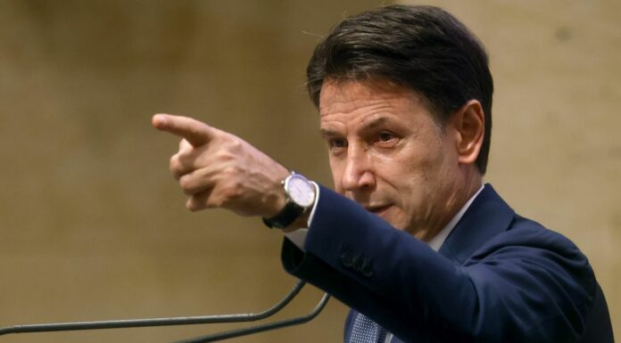 M5s, Conte eletto presidente “Entro fine anno il programma di Governo”