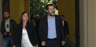 Lamorgese “Arrivare a sintesi su Ius Soli”, Salvini “Pensi a scafisti”