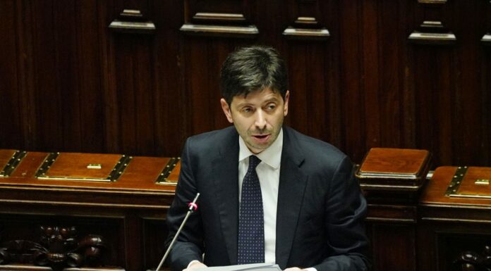 Eutanasia, Speranza “Trovare sintesi nel dibattito parlamentare”