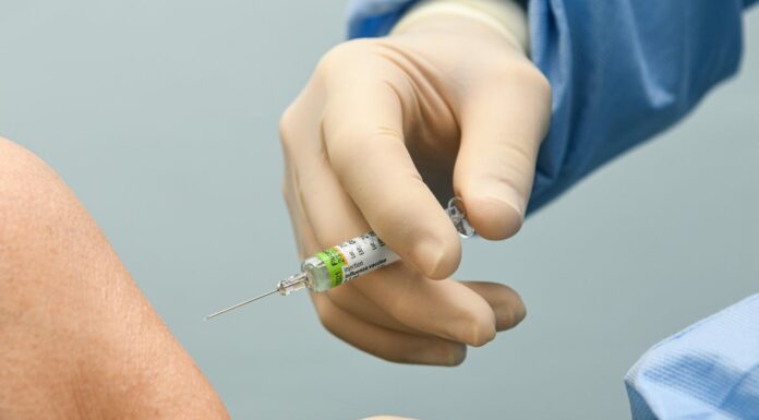 Sardegna, sospesi 57 operatori sanitari non vaccinati