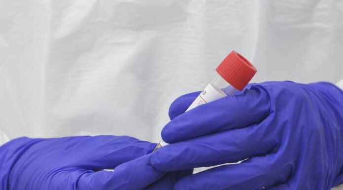 Scuola, risorse per tamponi a personale in condizioni fragilità