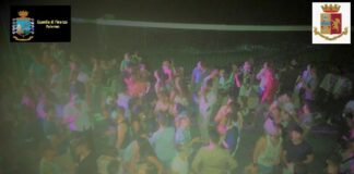 Festa con 300 persone sorprese a ballare, chiuso locale a Palermo