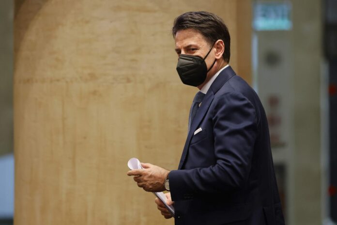 GIUSEPPE CONTE POLITICO