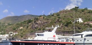 Carenze igieniche e assembramenti, chiusure e sanzioni alle Isole Eolie