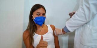 In Puglia al via dosi vaccino agli studenti, migliaia di adesioni