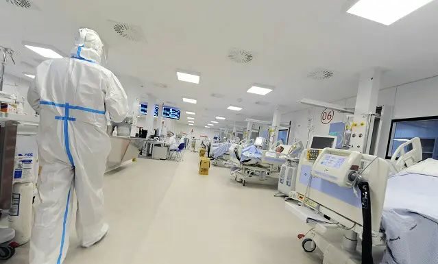 Covid più grave con bassi livelli di interferoni nelle prime vie aeree