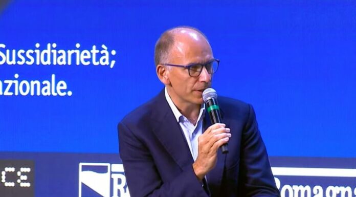 Letta “No ad ambiguità su Green Pass e vaccini”